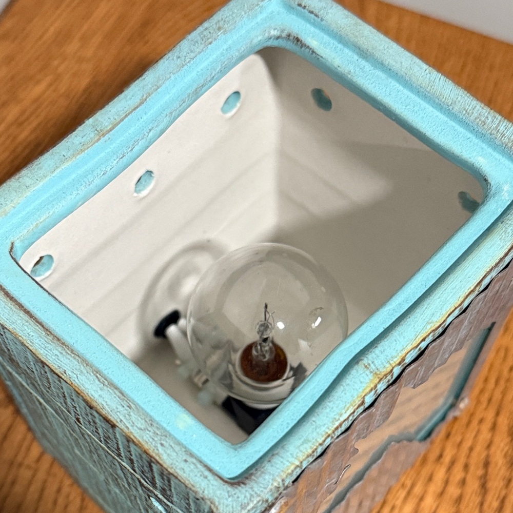 Scentsy Unbridled Wax Warmer - Picture 5 of 7